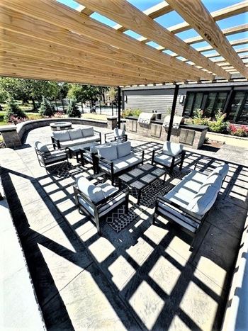 Grilling & firepit area